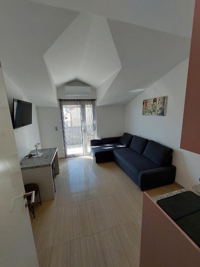 Apartmani Tropical Vodice Exterior foto